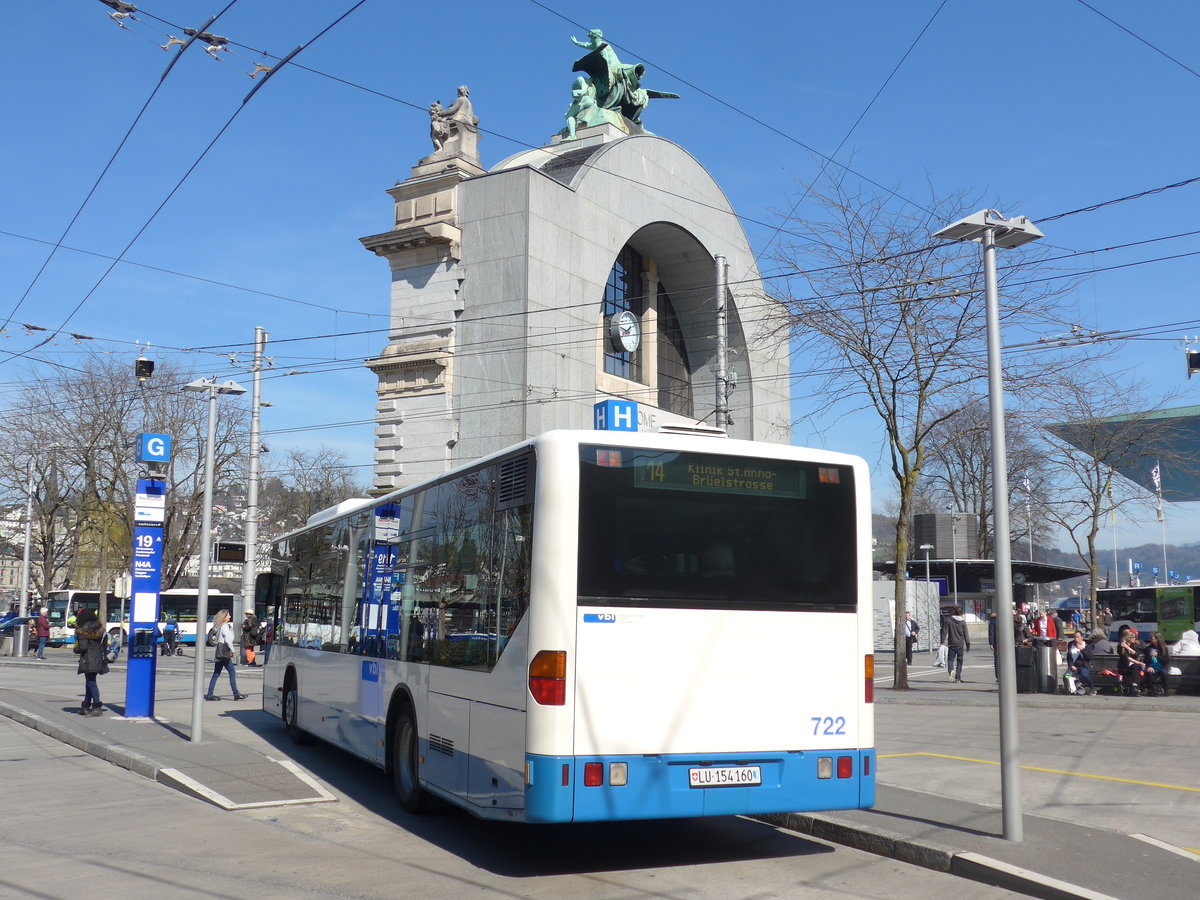 (202'856) - VBL Luzern - Nr. 722/LU 154'160 - Mercedes (ex Heggli, Kriens Nr. 722) am 22. Mrz 2019 beim Bahnhof Luzern