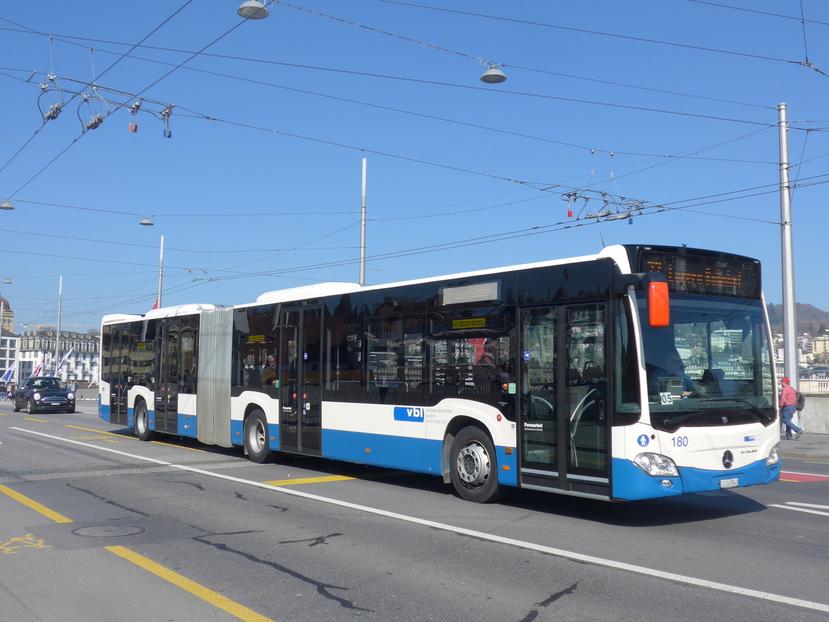 (203'020) - VBL Luzern - Nr. 180/LU 240'943 - Mercedes am 23. Mrz 2019 in Luzern, Bahnhofbrcke