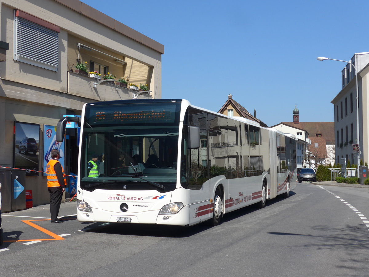 (203'326) - ARAG Ruswil - Nr. 39/LU 15'541 - Mercedes am 30. Mrz 2019 beim Bahnhof Hergiswil