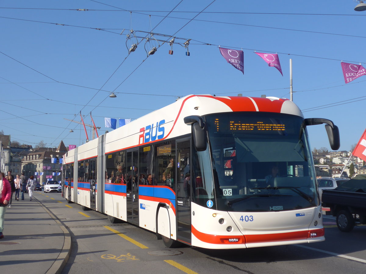 (203'379) - VBL Luzern - Nr. 403 - Hess/Hess Doppelgelenktrolleybus am 30. Mrz 2019 in Luzern, Bahnhofbrcke