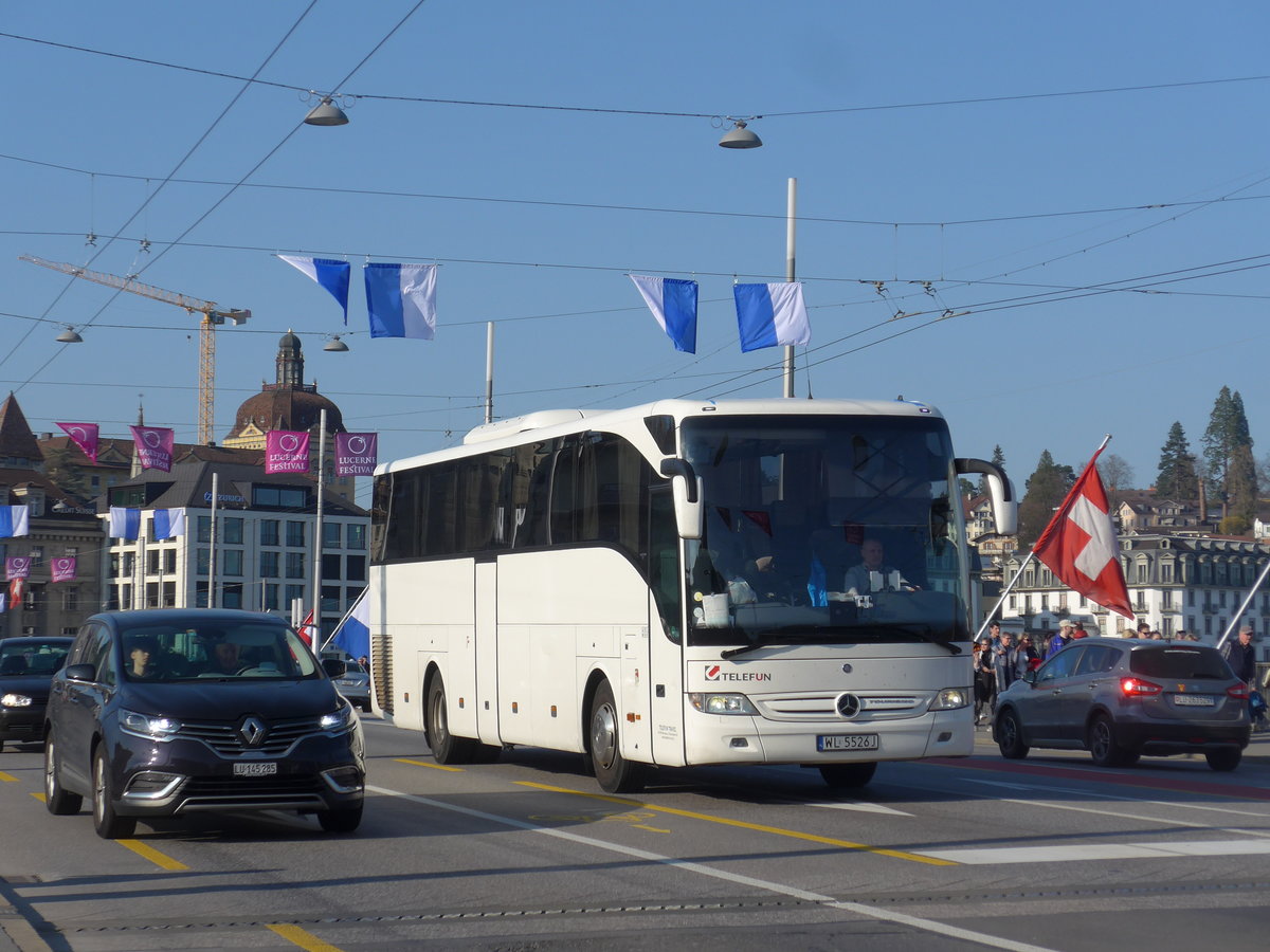 (203'391) - Aus Polen: Telefun, Warszawa - WL 5526J - Mercedes am 30. Mrz 2019 in Luzern, Bahnhofbrcke