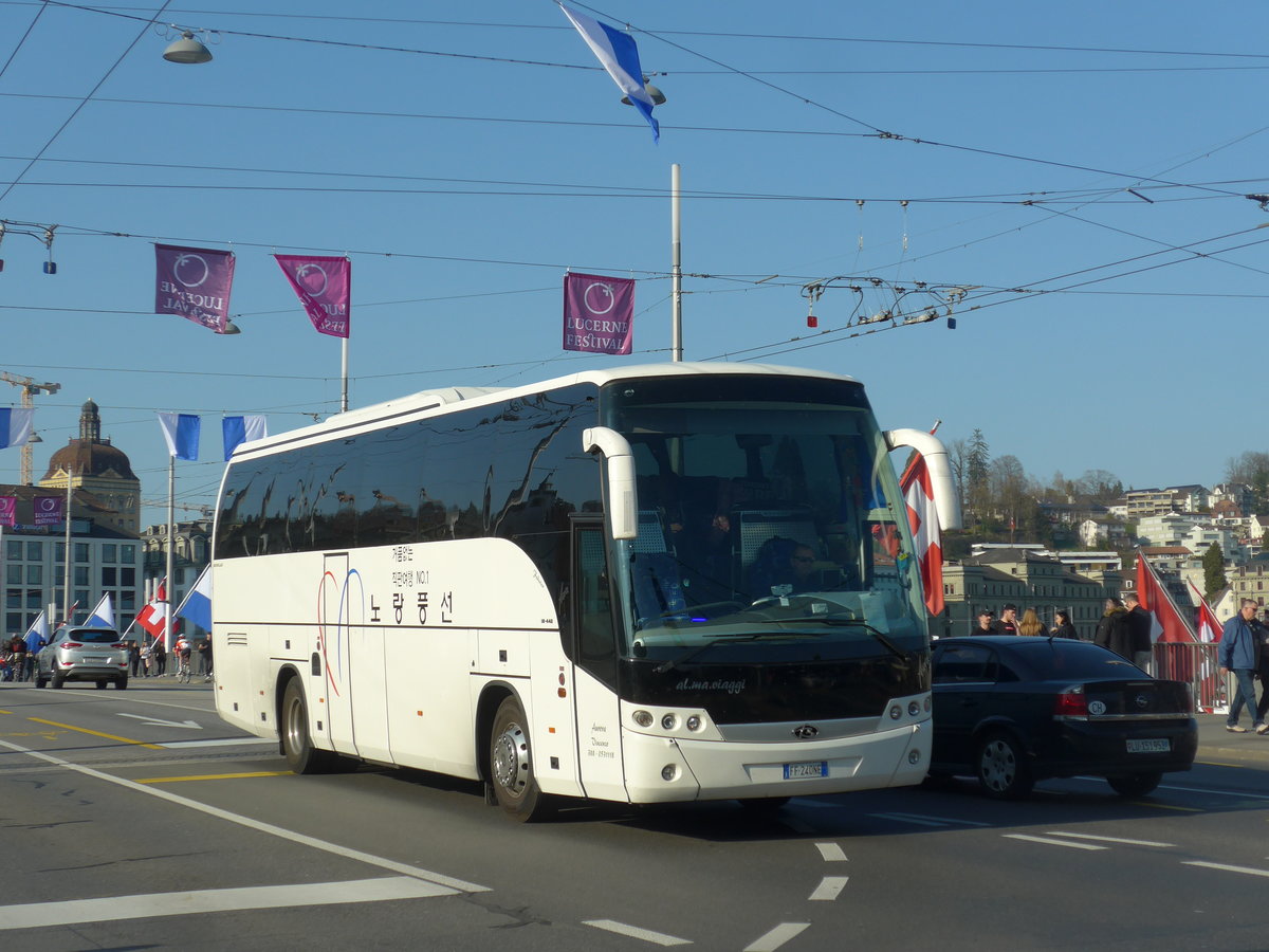 (203'396) - Aus Italien: Aurora Vincenco - FF-240 NE - MAN/Beulas am 30. Mrz 2019 in Luzern, Bahnhofbrcke