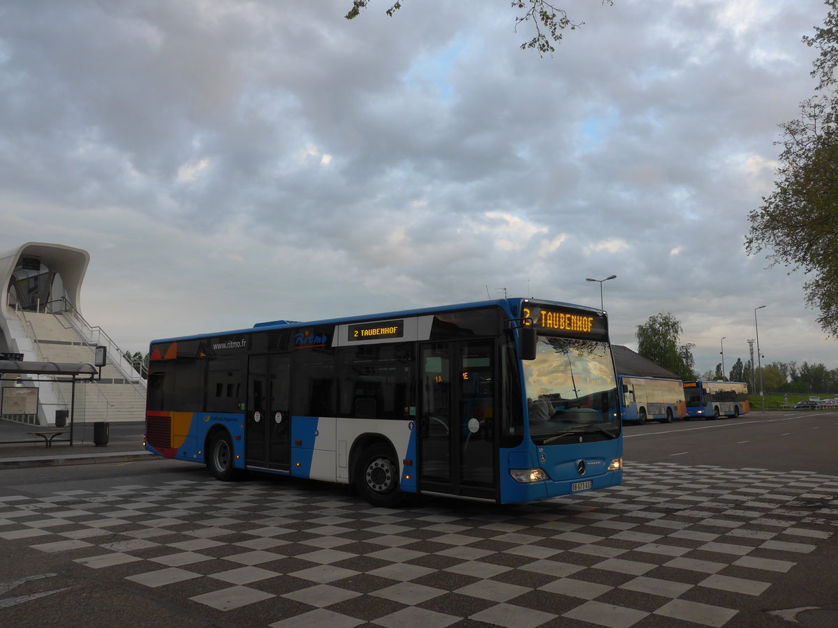 (204'132) - CarPostal, Haguenau - Nr. 121/DB 673 GS - Mercedes am 27. April 2019 beim Bahnhof Haguenau