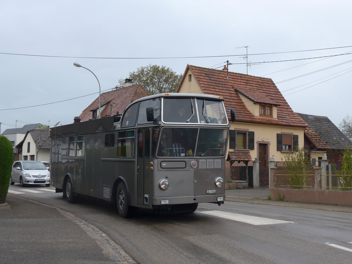 (204'208) - Aus der Schweiz: Schneider, Schmerikon - SG 13'934 - FBW/Tscher Hochlenker (ex Basler, Hofstetten; ex VBZ Zrich Nr. 244) am 27. April 2019 in Stundwiller, Rue Principale