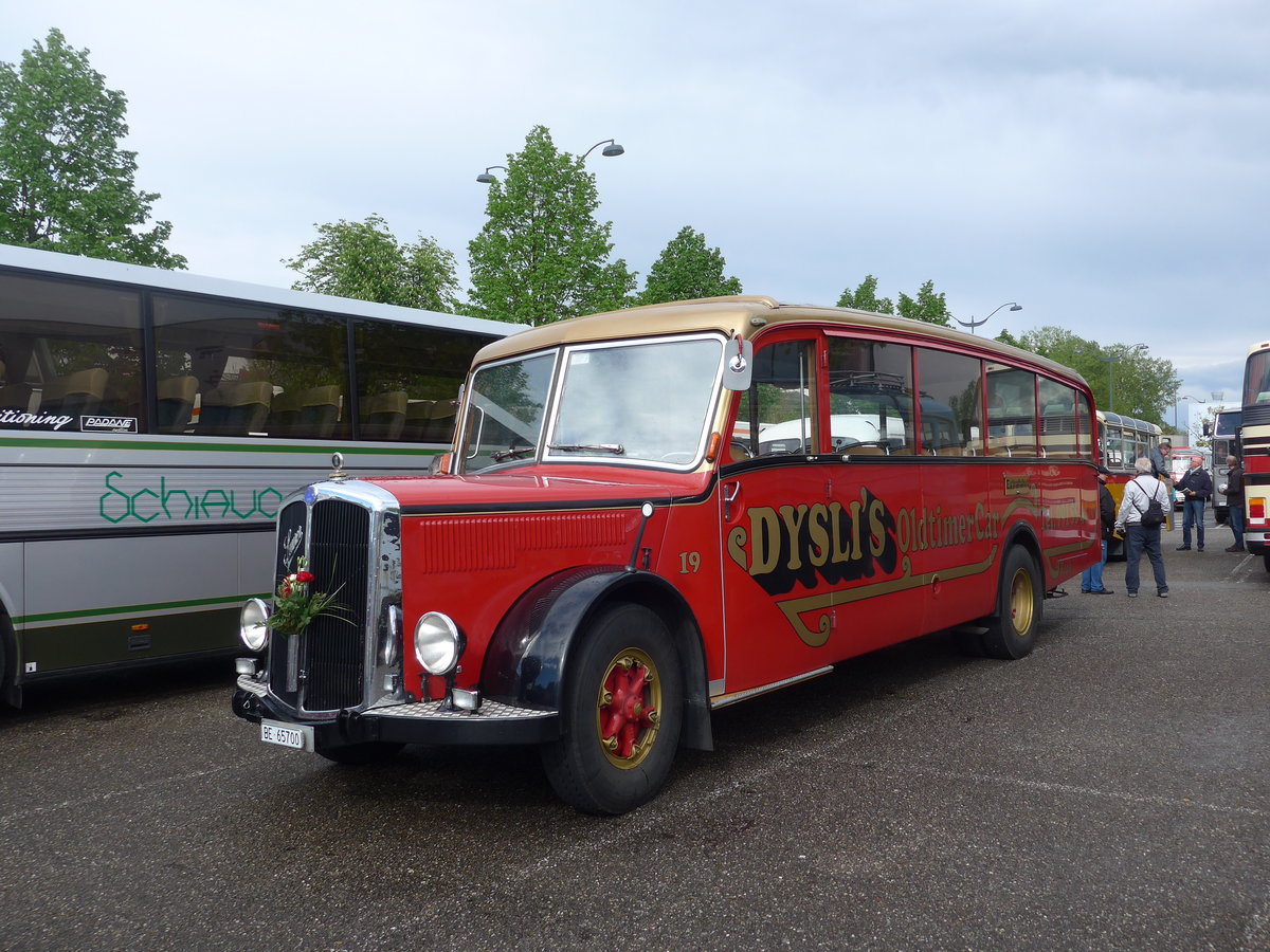 (204'428) - Aus der Schweiz: Dysli, Bern - Nr. 19/BE 65'700 - Saurer/Saurer (ex P 23'085; ex P 2137) am 27. April 2019 in Haguenau, Parkplatz