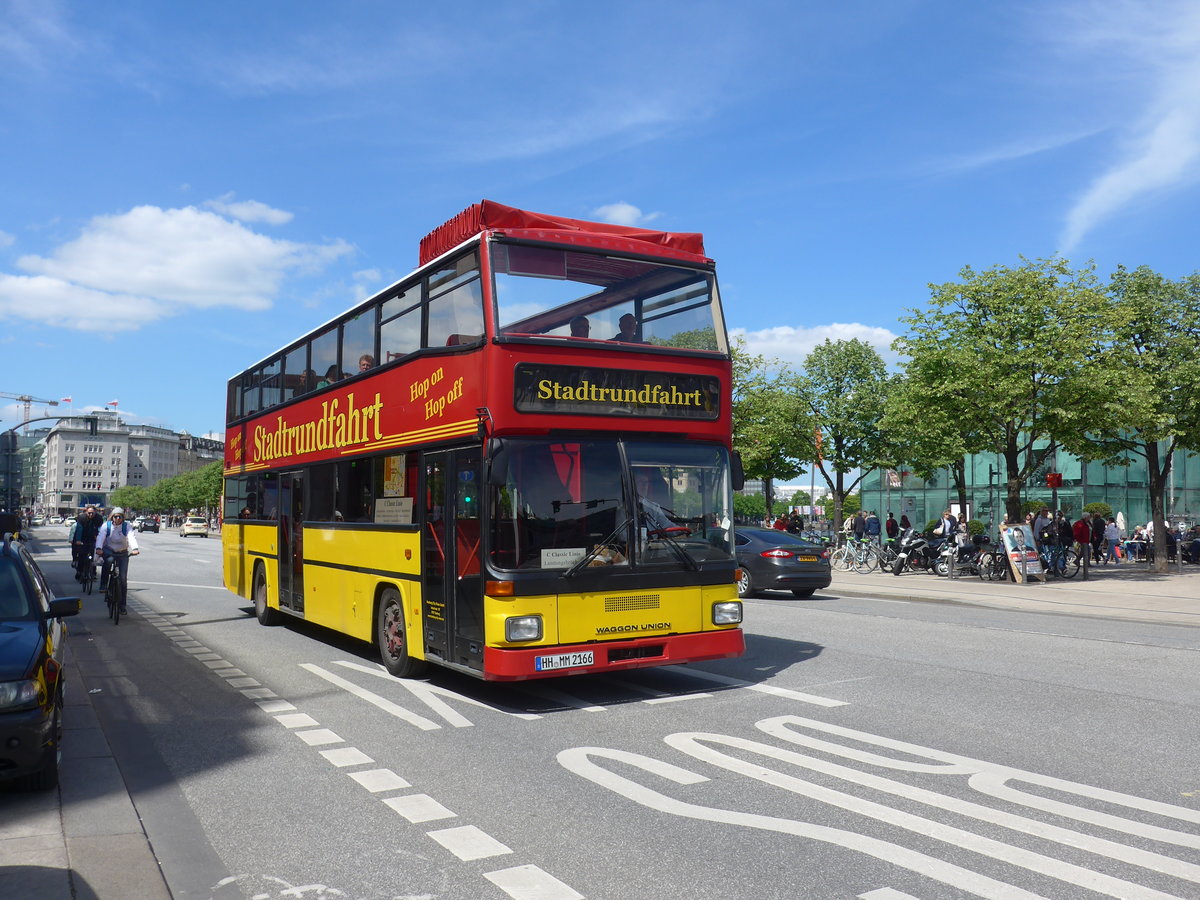 (204'938) - City Vision, Hamburg - HH-MM 2166 - MAN/Waggon Union (ex BVB Berlin Nr. 3773) am 11. Mai 2019 in Hamburg, Jungfernstieg