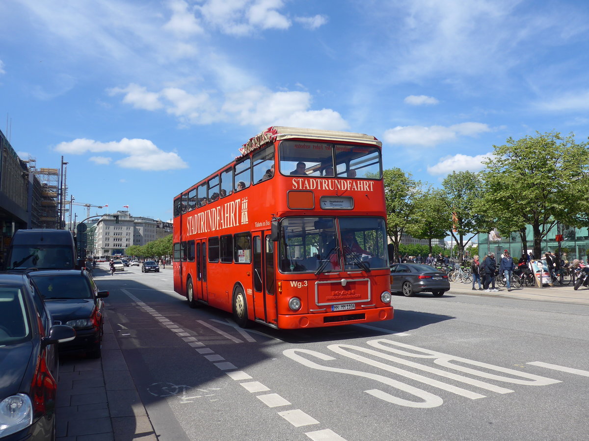 (204'949) - Die roten Doppeldecker, Hamburg - Nr. 3/HH-MM 1104 - MAN/Waggon Union am 11. Mai 2019 in Hamburg, Jungfernstieg