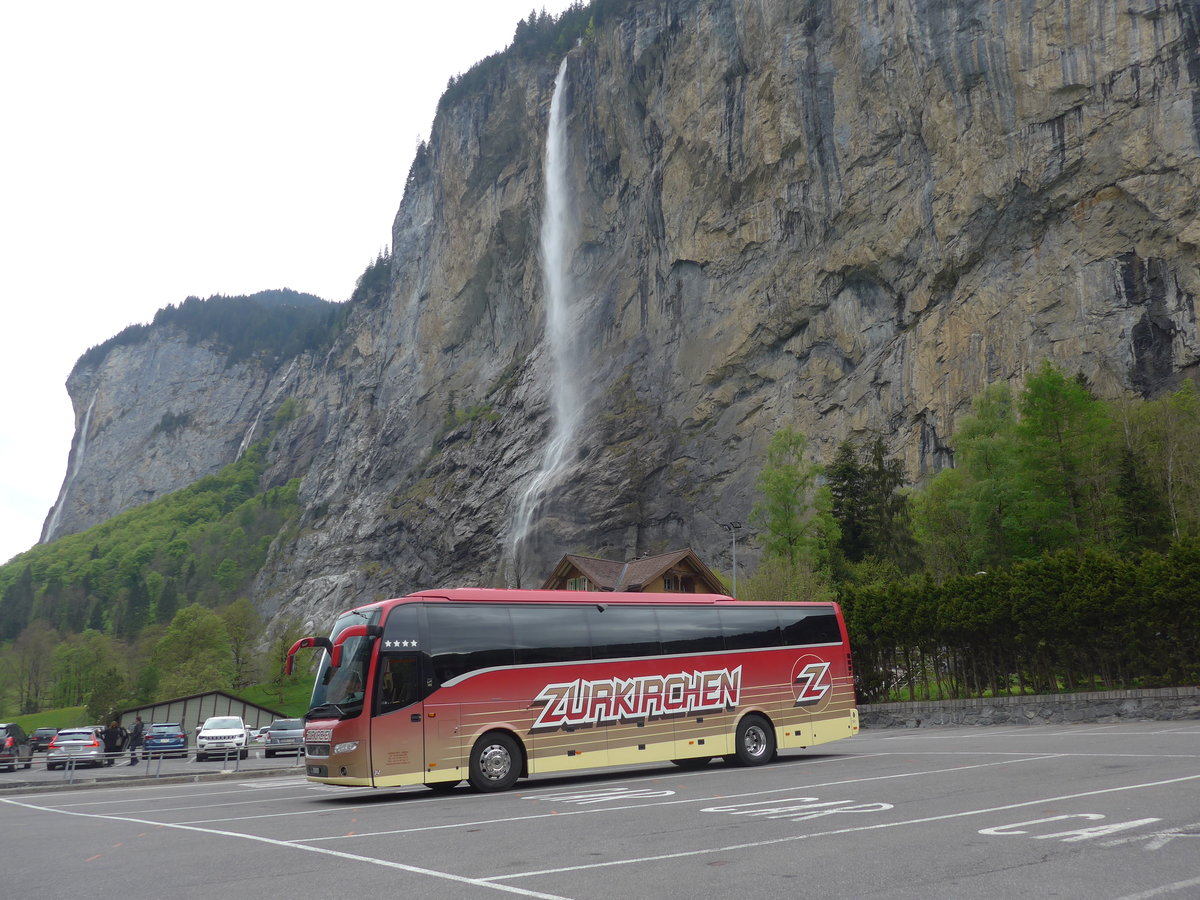 (205'300) - Zurkirchen, Malters - Nr. 14/LU 115'416 - Volvo am 19. Mai 2019 in Lauterbrunnen, Kirche