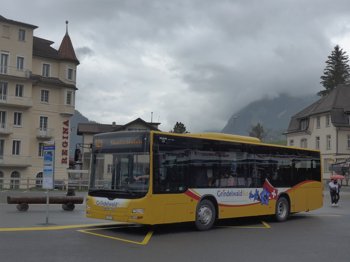 (205'336) - AVG Grindelwald - Nr. 13/BE 407'170 - MAN/Gppel am 19. Mai 2019 beim Bahnhof Grindelwald