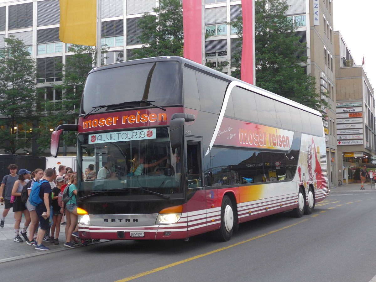 (208'161) - Moser, Flaach - ZH 548'947 - Setra am 25. Juli 2019 beim Bahnhof Thun