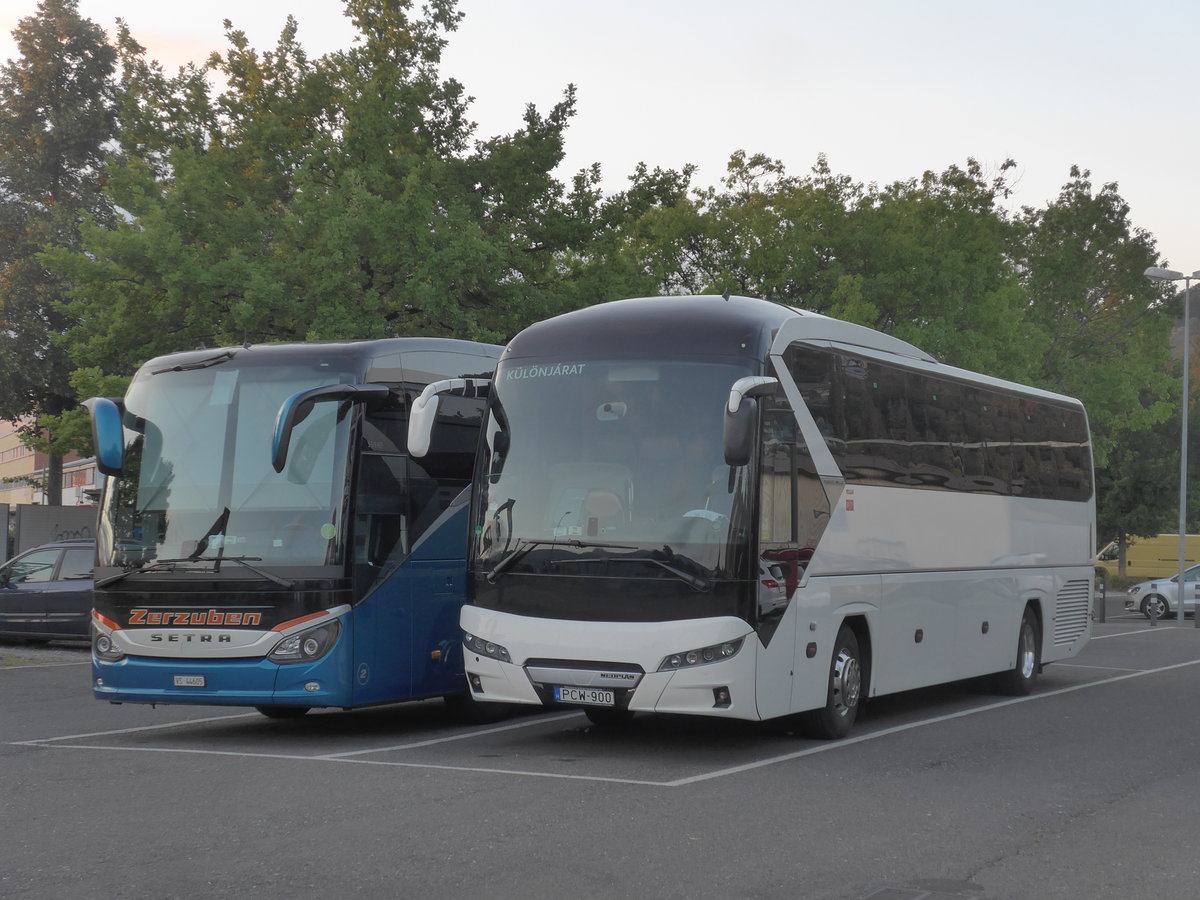 (208'211) - Aus Ungarn: ??? - PCW-900 - Neoplan am 29. Juli 2019 in Thun, Seestrasse