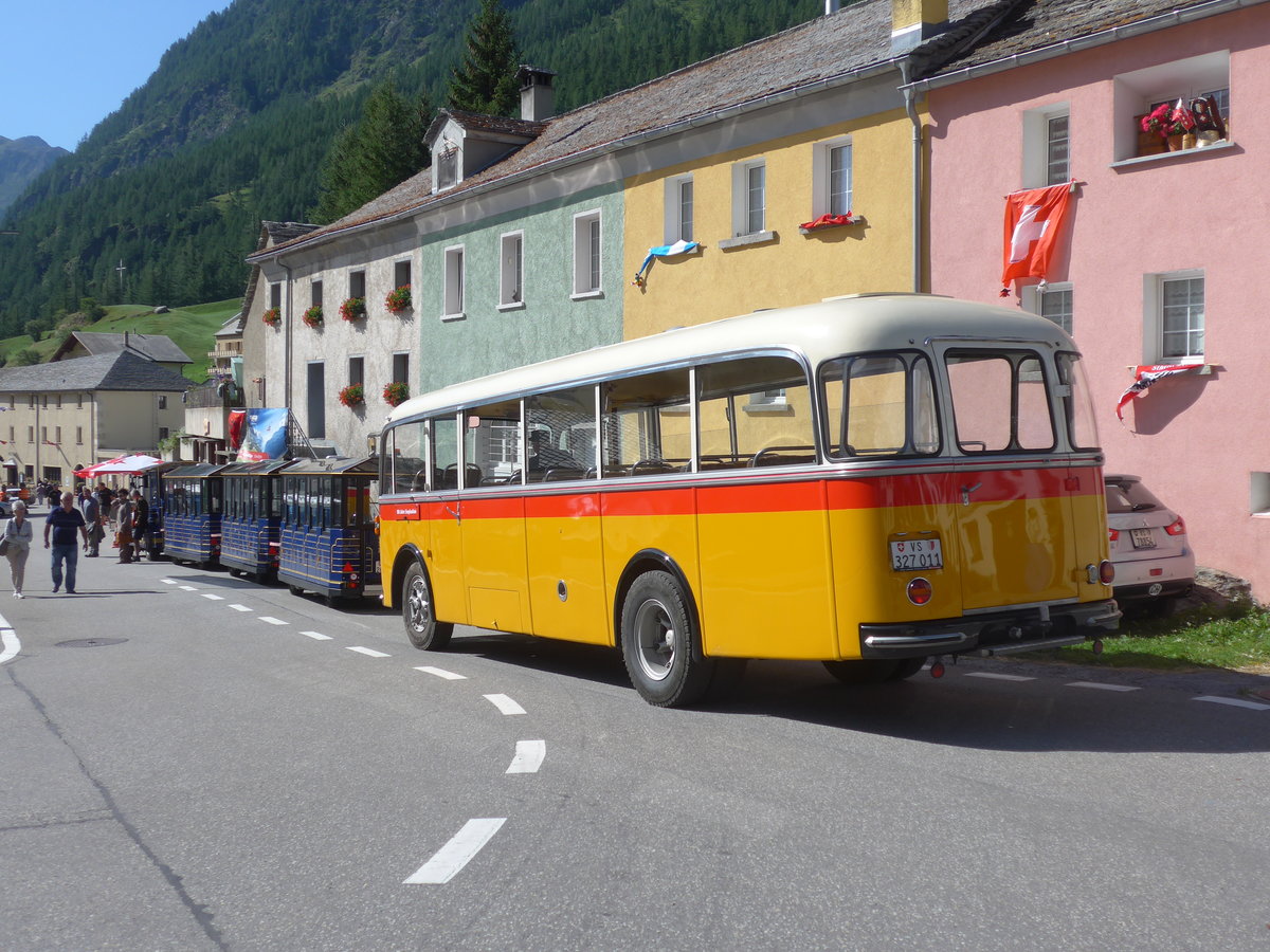 (208'305) - Zenklusen, Glis - VS 327'011 - Berna/BBO (ex Flori, Wohlen; ex Merzaghi, Maroggia) am 3. August 2019 in Simplon Dorf, Post