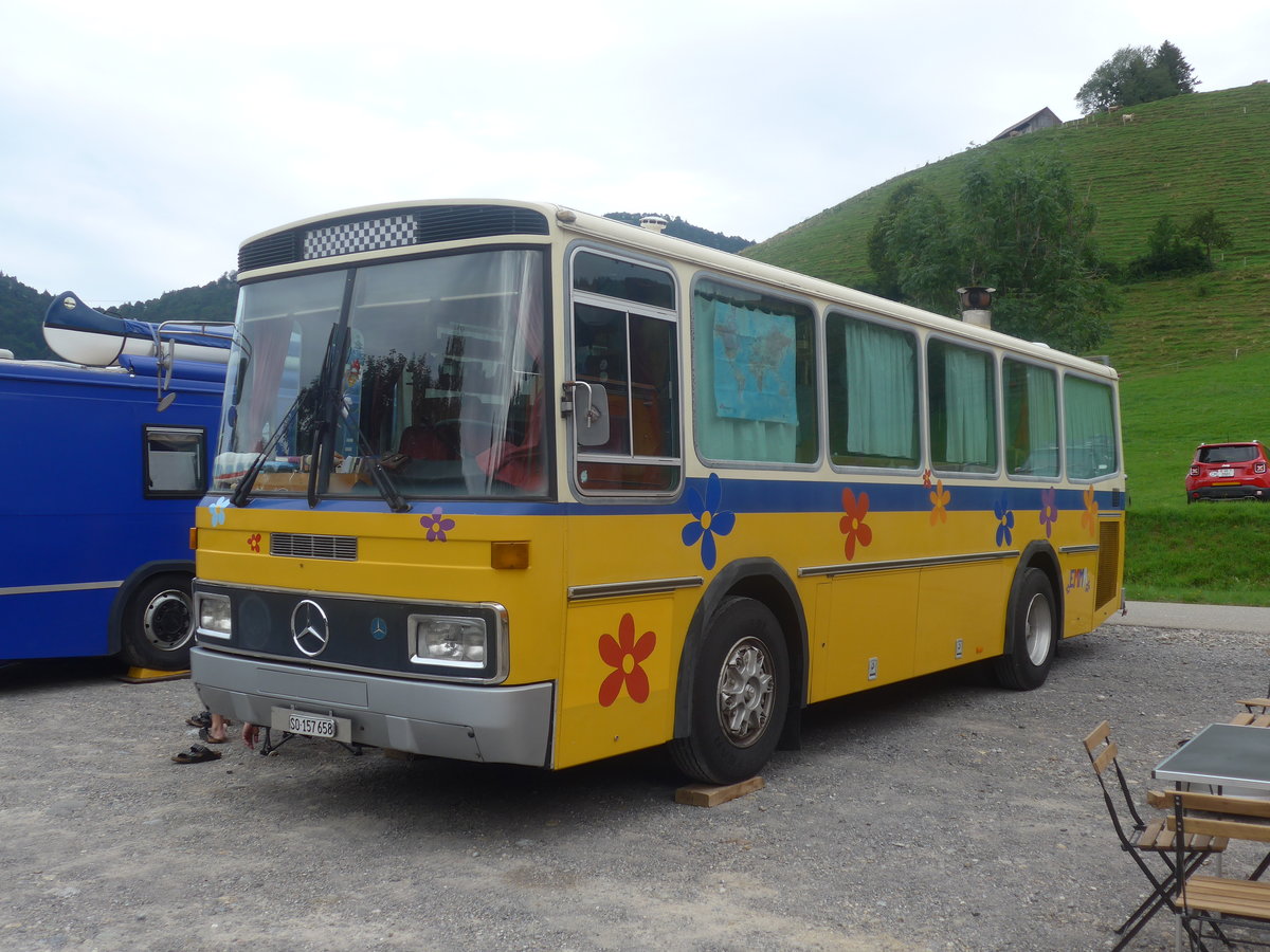 (208'837) - Schoch, Solothurn - SO 157'658 - Mercedes/Tscher (ex Reinhart, Selzach; ex Gessinger, Bad Ragaz) am 17. August 2019 in Atzmnnig, Schutt