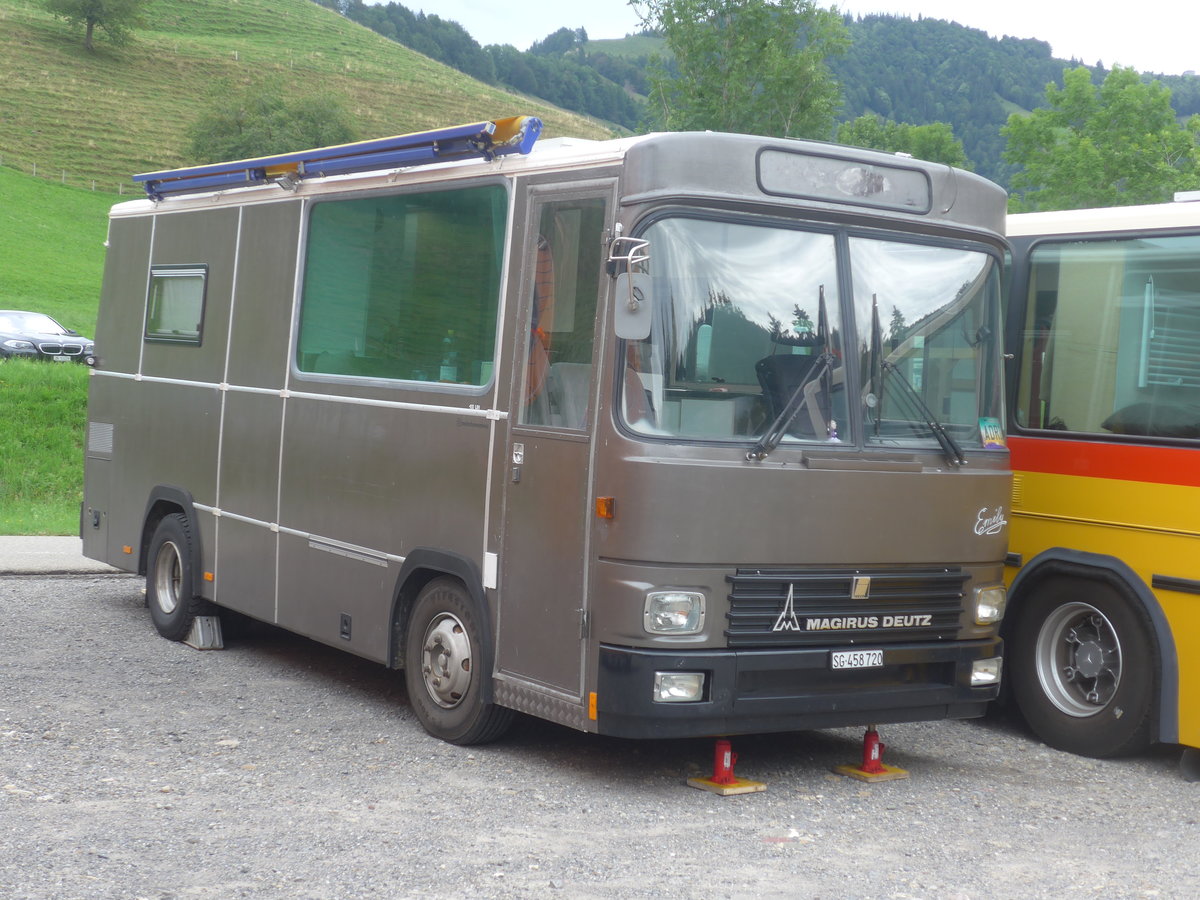 (208'839) - Verein R81, Jona - SG 458'720 - Magirus-Deutz/FHS (ex Alig, Horw; ex P 22'250) am 17. August 2019 in Atzmnnig, Schutt