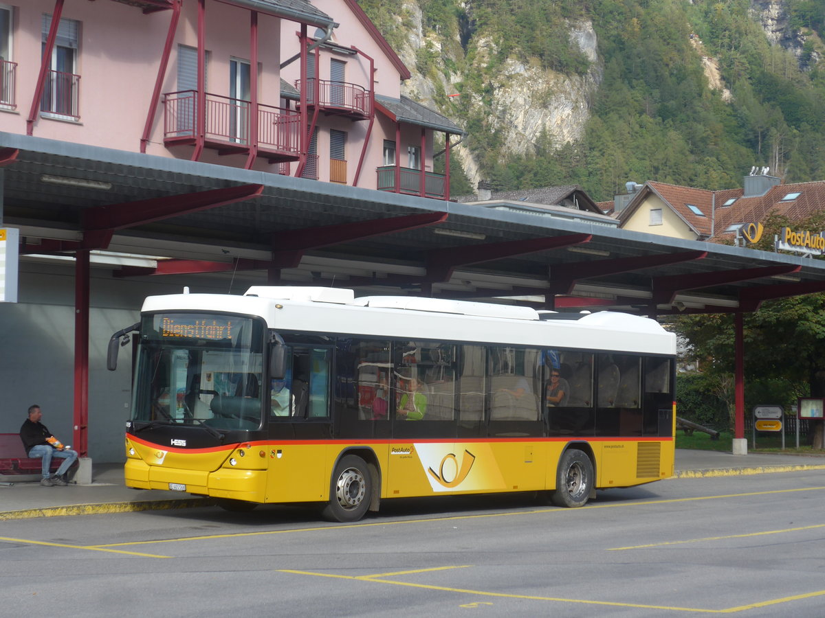 (209'805) - PostAuto Bern - BE 401'568 - Scania/Hess (ex AVG Meiringen Nr. 68; ex AVG Meiringen Nr. 59; ex Steiner, Messen) am 22. September 2019 in Meiringen, Postautostation