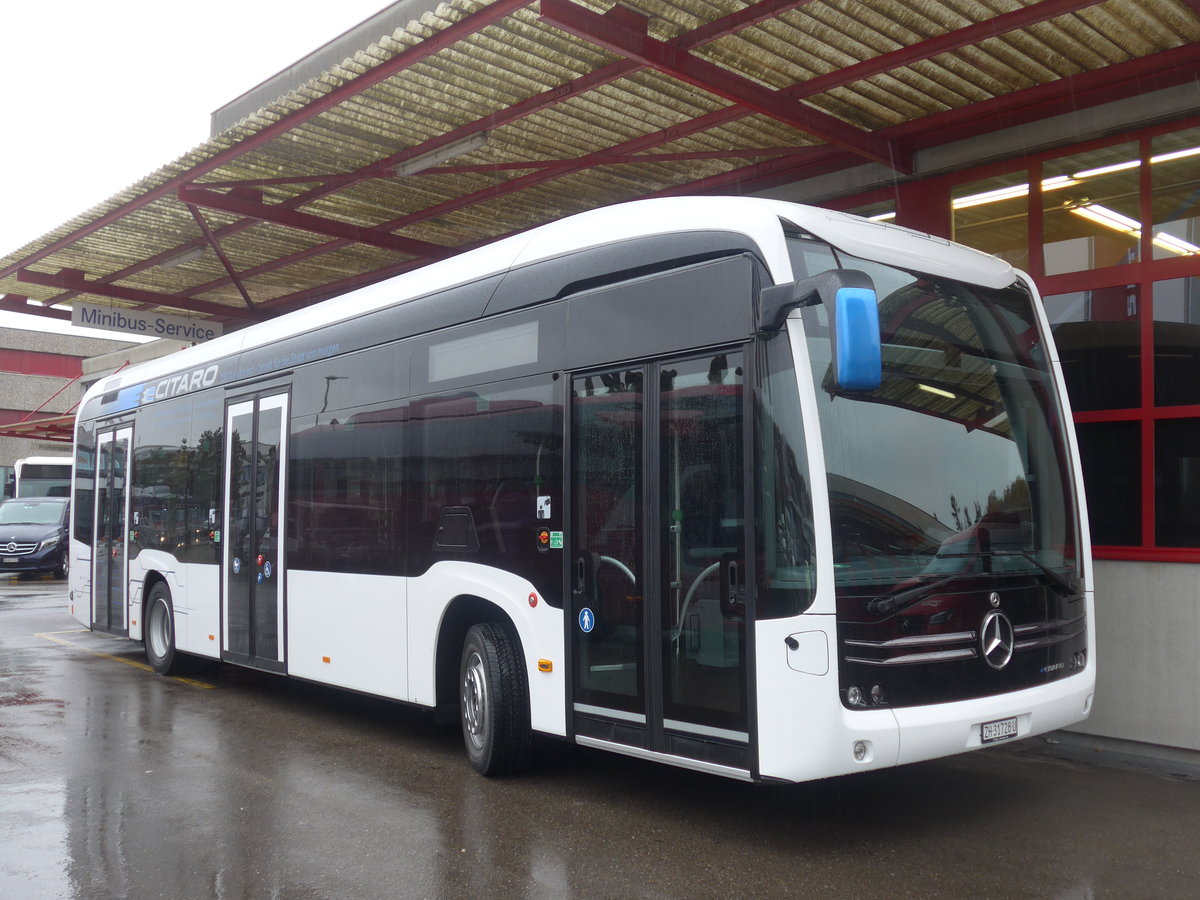 (210'791) - EvoBus, Kloten - ZH 31'728 U - Mercedes am 8. November 2019 in Kloten, EvoBus