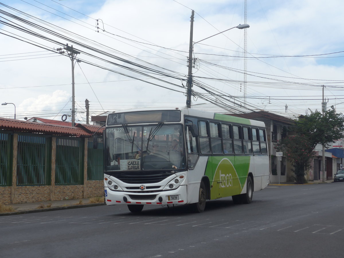 (211'104) - Itaca, Alajuela - 5618 - Marcopolo am 13. November 2019 in Alajuela