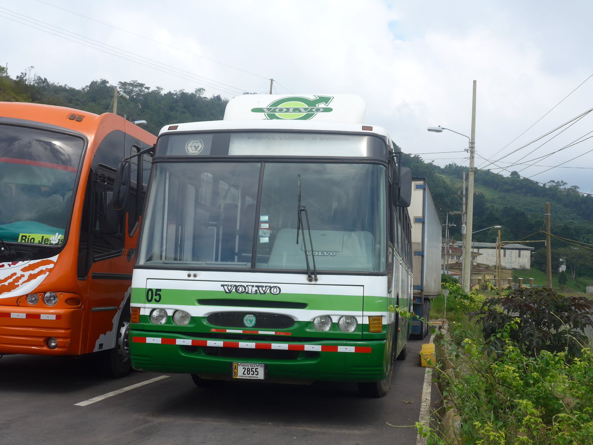 (211'122) - ??? - Nr. 5/2855 - Volvo am 13. November 2019 in San Ramn, Tankstelle