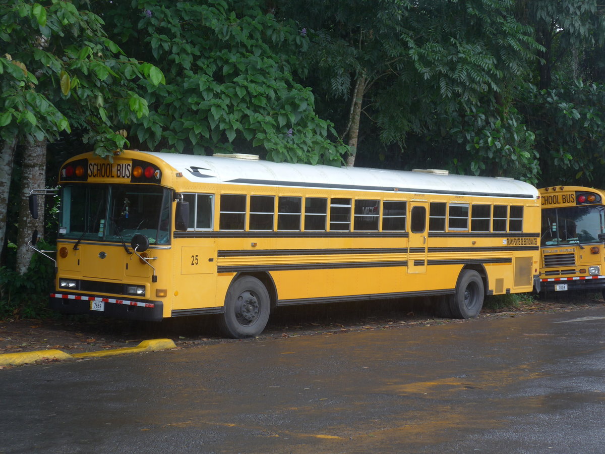 (211'753) - ??? - Nr. 25/7669 - Bluebird am 20. November 2019 in La fortuna