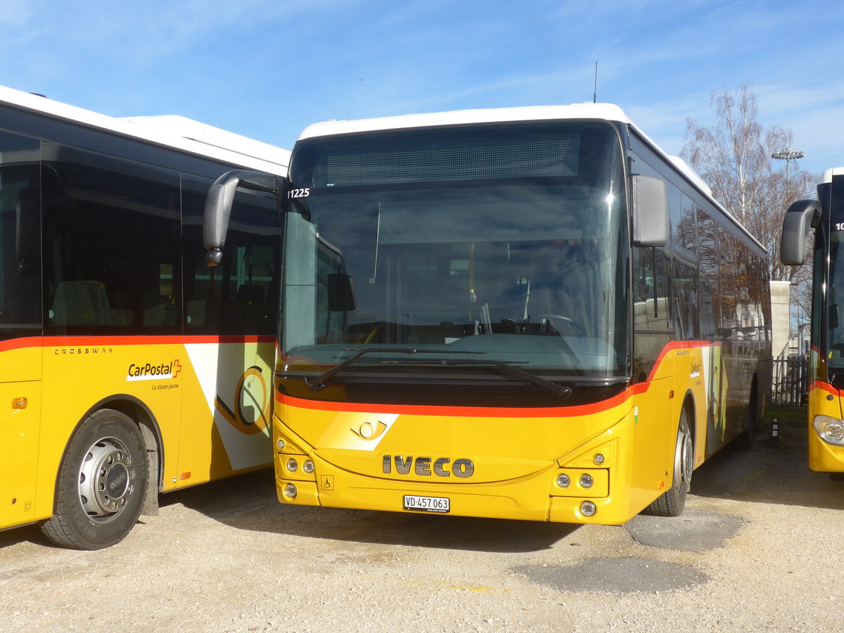 (212'771) - CarPostal Ouest - VD 457'063 - Iveco am 8. Dezember 2019 in Yverdon, Garage