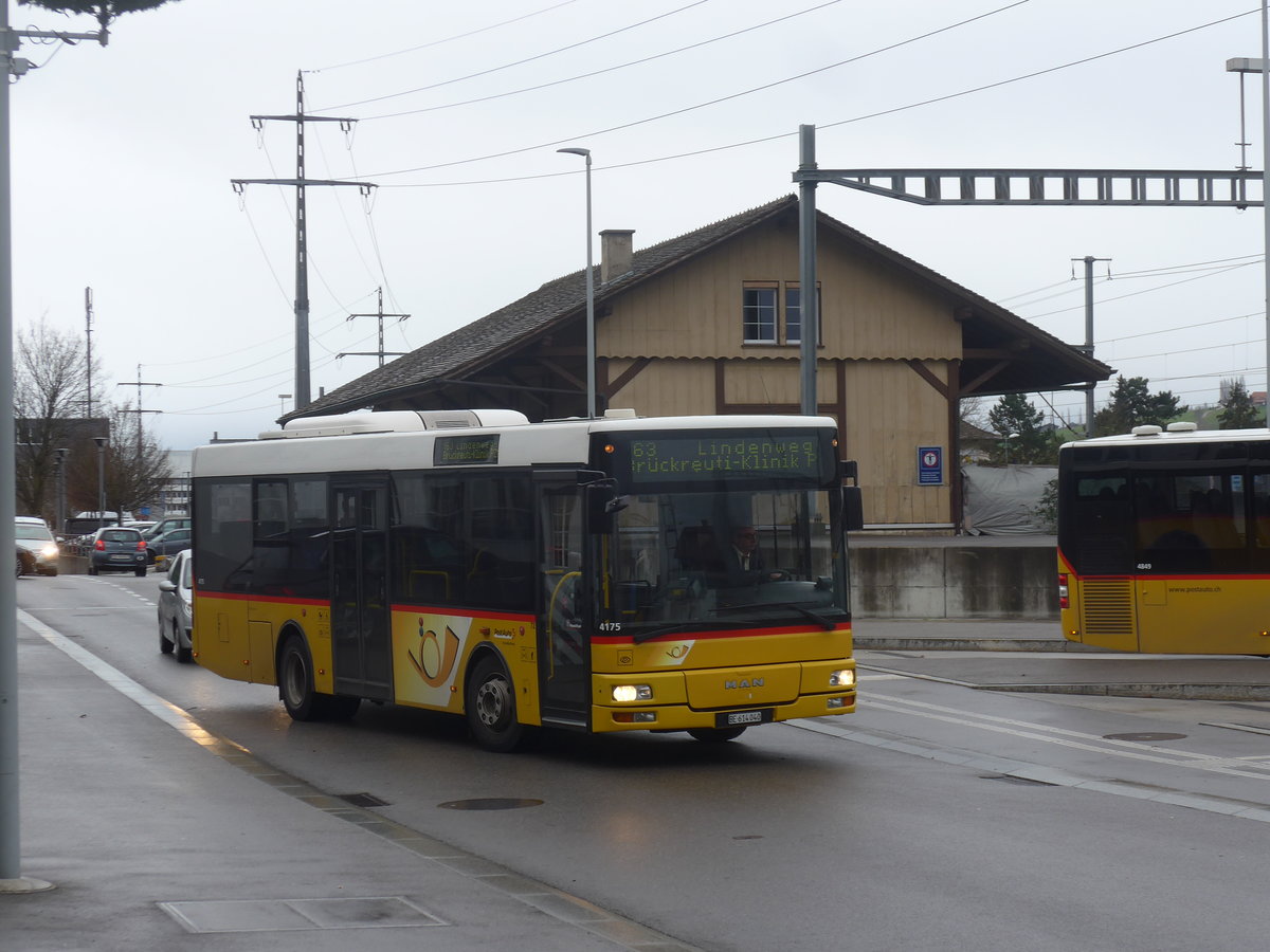 (212'846) - PostAuto Bern - BE 614'040 - MAN/Gppel (ex AVG Meiringen Nr. 72) am 9. Dezember 2019 beim Bahnhof Mnsingen