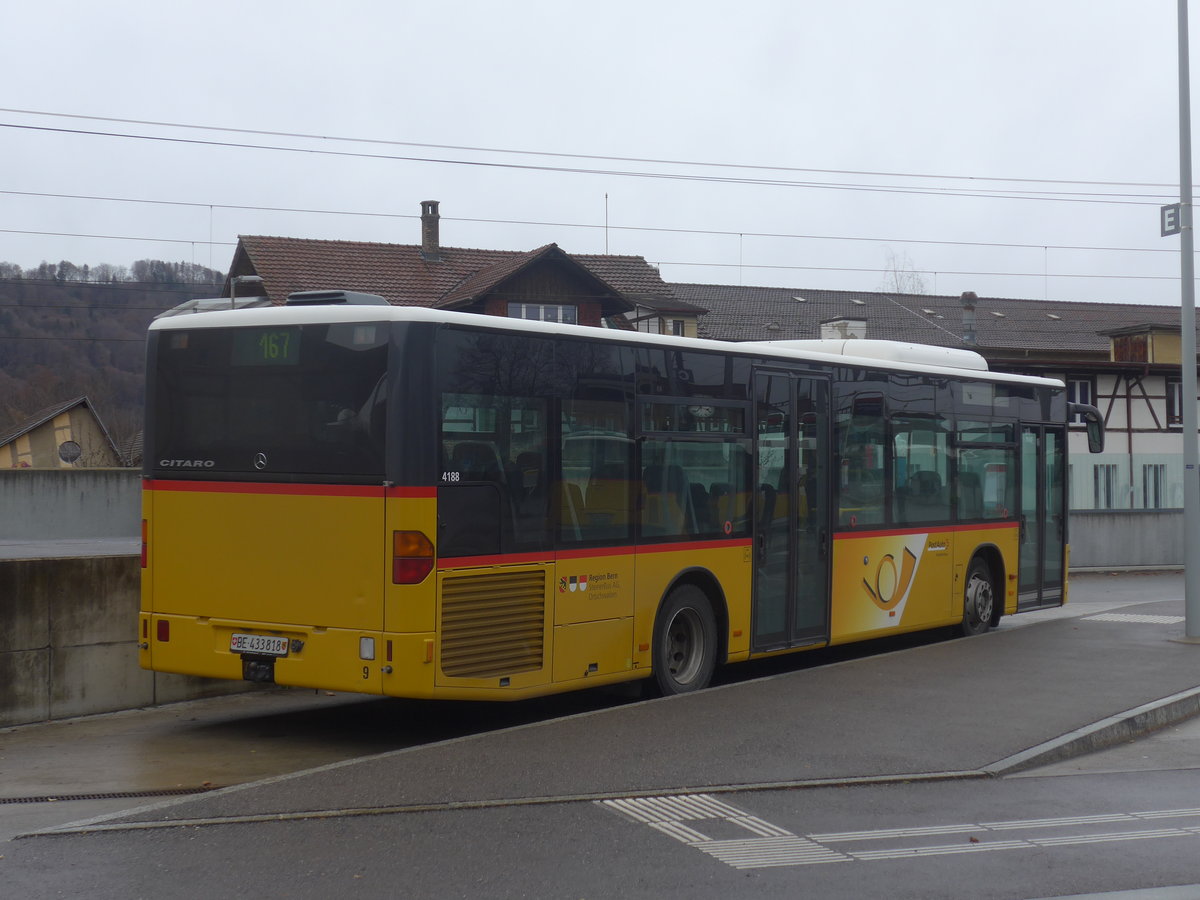 (212'852) - Steiner, Ortschwaben - Nr. 9/BE 433'818 - Mercedes am 9. Dezember 2019 beim Bahnhof Mnsingen
