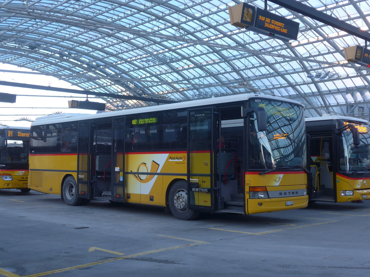 (213'211) - PostAuto Graubnden (Thepra 10) - GR 178'949 - Setra am 1. Januar 2020 in Chur, Postautostation