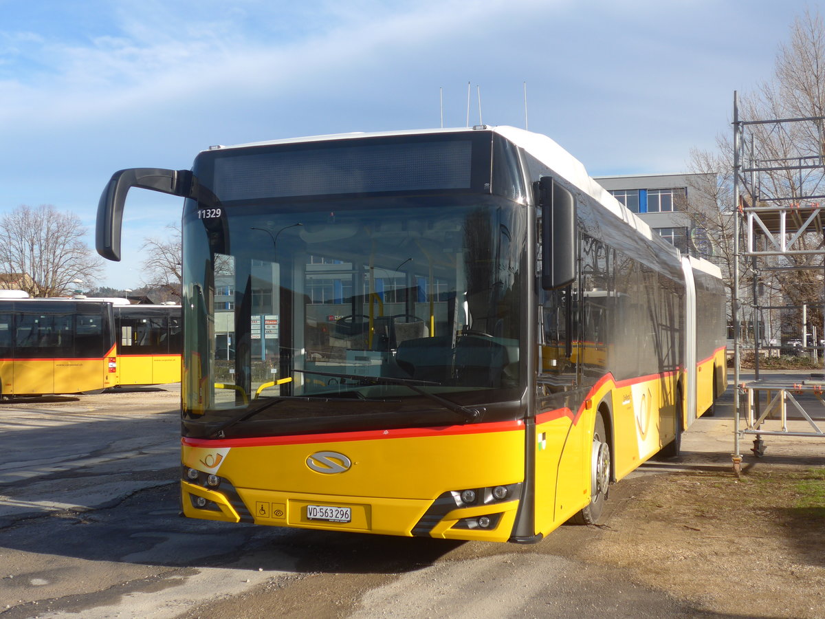 (214'348) - CarPostal Ouest - VD 563'296 - Solaris am 16. Februar 2020 in Yverdon, Garage