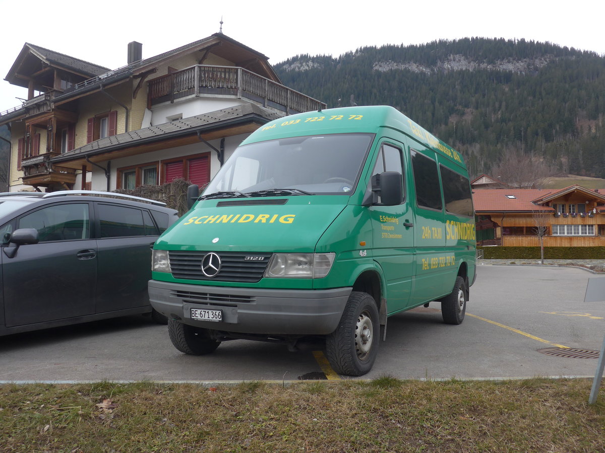 (214'375) - Schnidrig, Zweisimmen - BE 671'366 - Mercedes am 17. Februar 2020 beim Bahnhof Zweisimmen