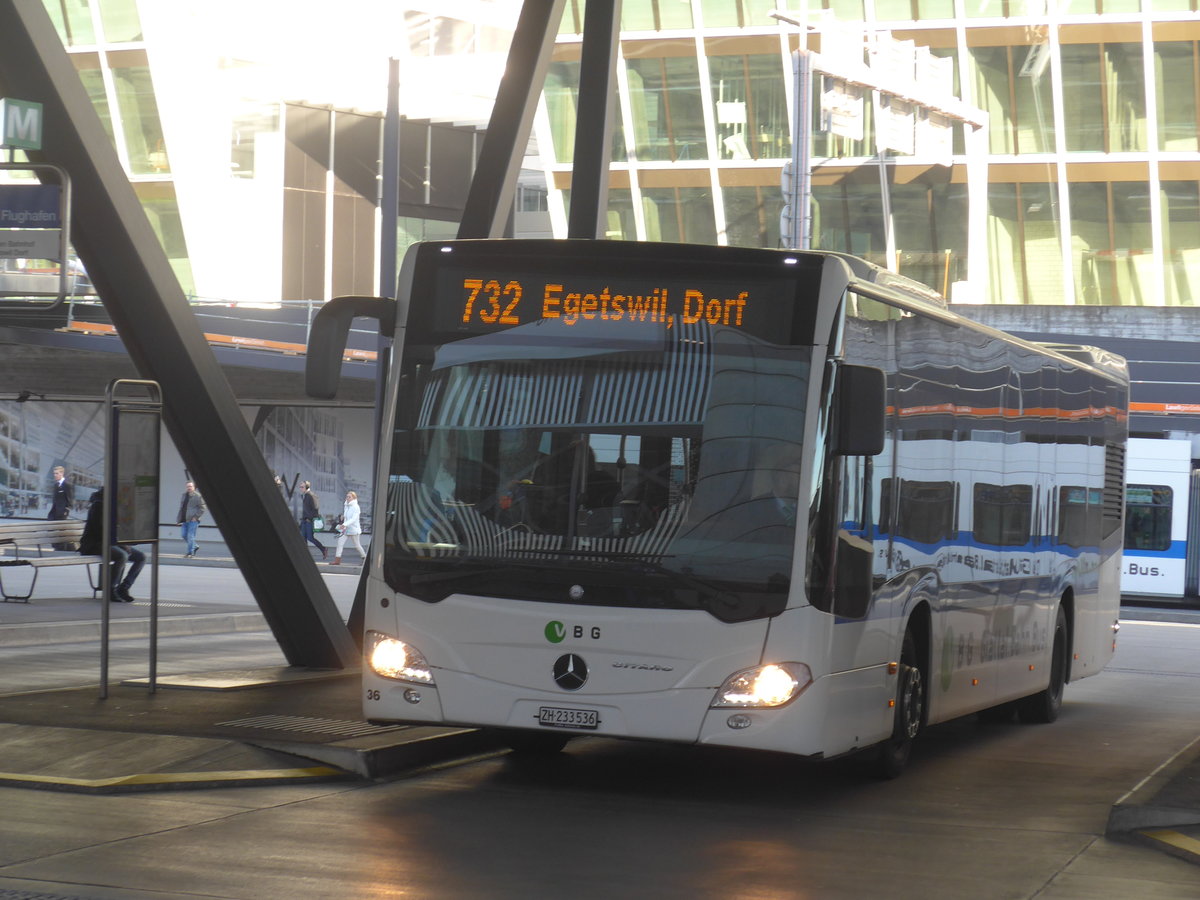 (214'684) - Maag, Kloten - Nr. 36/ZH 233'536 - Mercedes am 20. Februar 2020 in Zrich, Flughafen