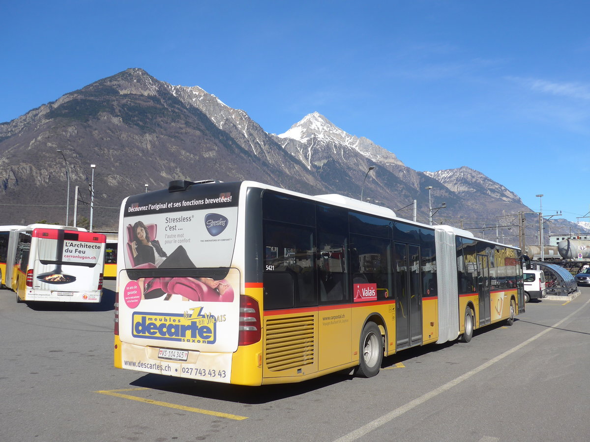 (214'782) - Buchard, Leytron - VS 104'345 - Mercedes am 22. Februar 2020 beim Bahnhof Martigny