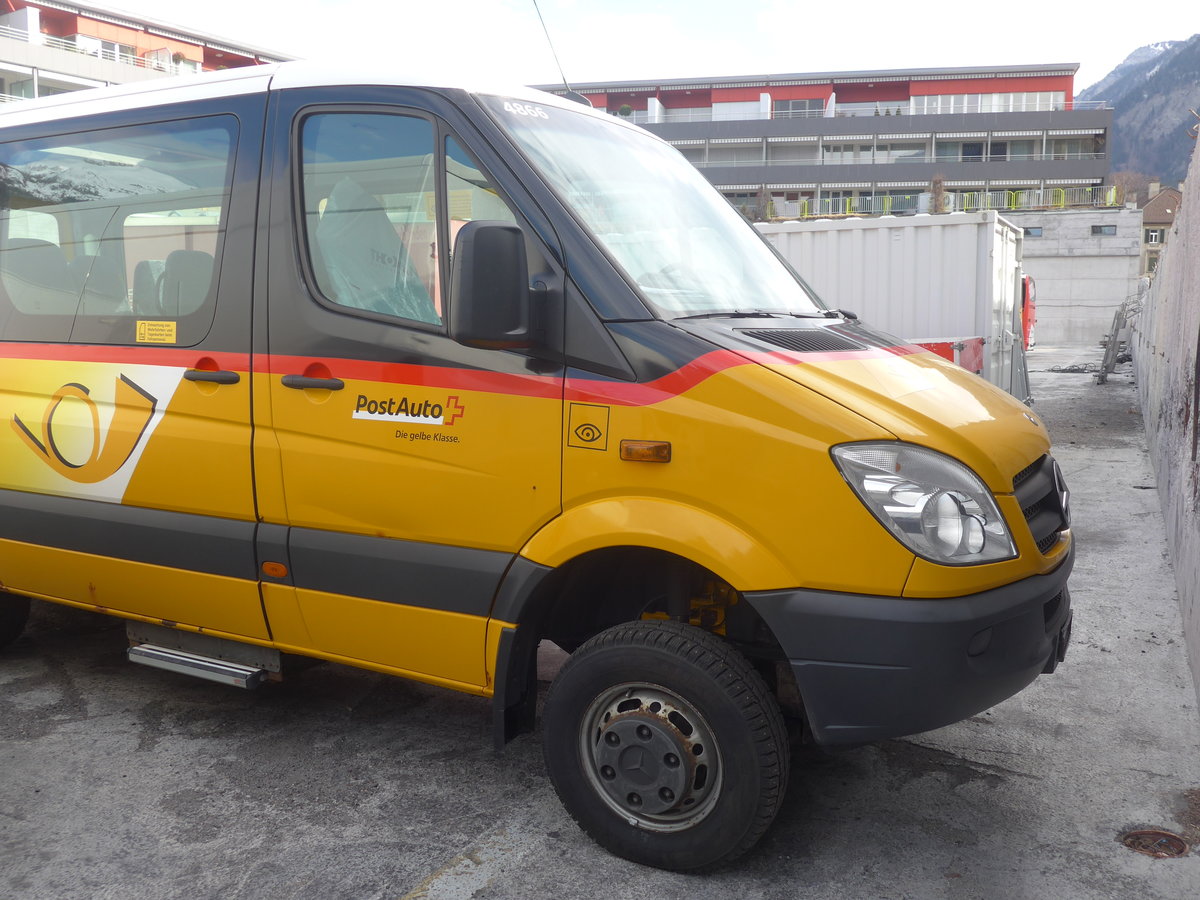 (214'934) - PostAuto Graubnden - (GR 71'214) - Mercedes am 1. Mrz 2020 in Chur, Garage (Teilaufnahme)