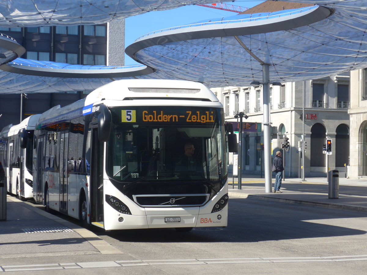 (215'200) - BBA aarau - Nr. 53/AG 7553 - Volvo am 15. Mrz 2020 beim Bahnhof Aarau