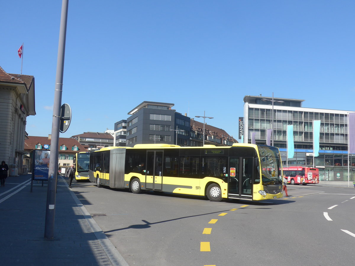 (215'476) - STI Thun - Nr. 161/BE 752'161 - Mercedes am 23. Mrz 2020 beim Bahnhof Thun