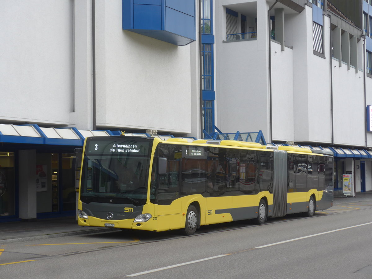 (215'690) - STI Thun - Nr. 702/BE 555'702 - Mercedes am 30. Mrz 2020 in Thun, Postbrcke