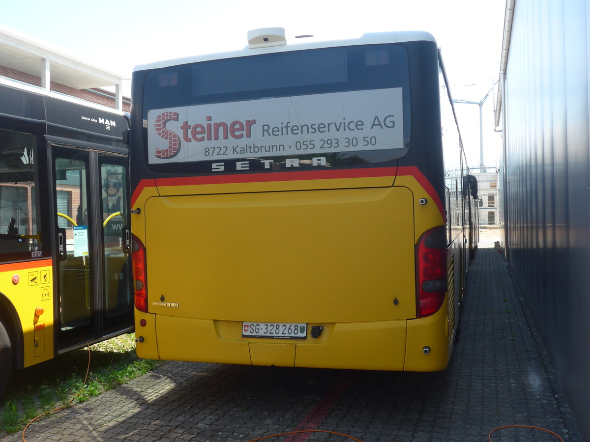 (216'850) - PostAuto Ostschweiz - SG 328'268 - Setra am 9. Mai 2020 in Uznach, Garage