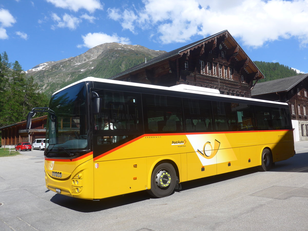 (217'597) - Seiler, Ernen - VS 504'350 - Iveco am 1. Juni 2020 in Ernen, Schulhaus