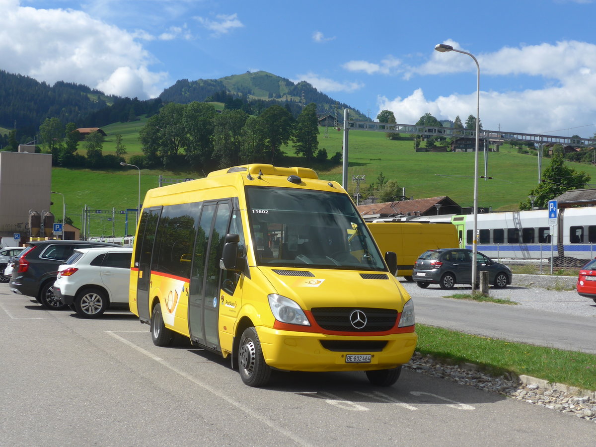 (218'975) - Tritten, Zweisimmen - BE 802'464 - Mercedes (ex BLT Oberwil Nr. 21) am 25. Juli 2020 beim Bahnhof Zweisimmen