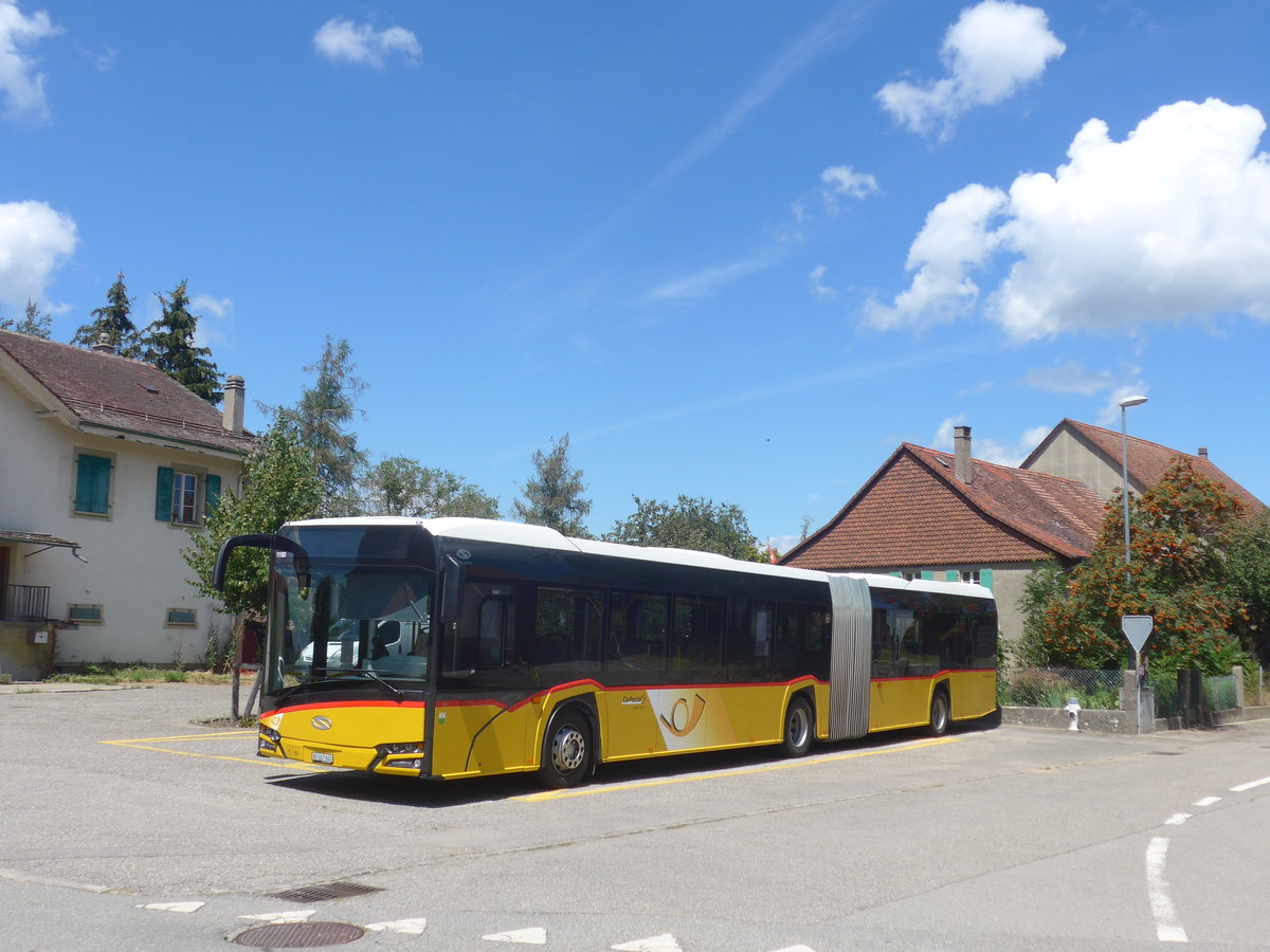 (219'006) - CarPostal Ouest - VD 267'845 - Solaris am 25. Juli 2020 in Sdeilles, Village