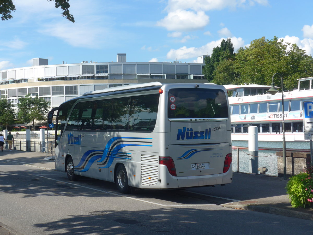 (219'657) - Nssli, Agasul - ZH 256'012 - Setra am 15. August 2020 bei der Schifflndte Thun