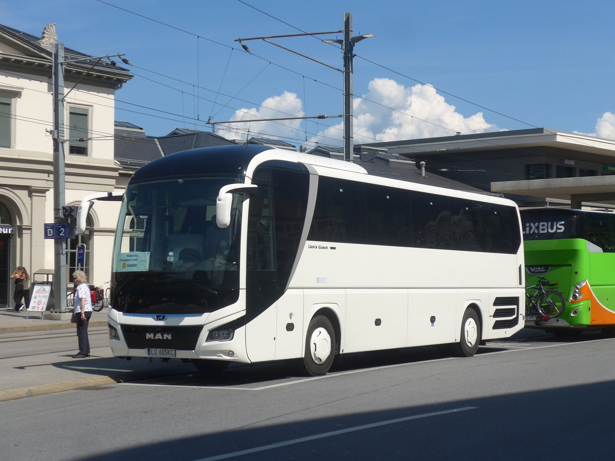 (219'774) - Aus Polen: ??? - LU 605KC - MAN am 16. August 2020 beim Bahnhof Chur