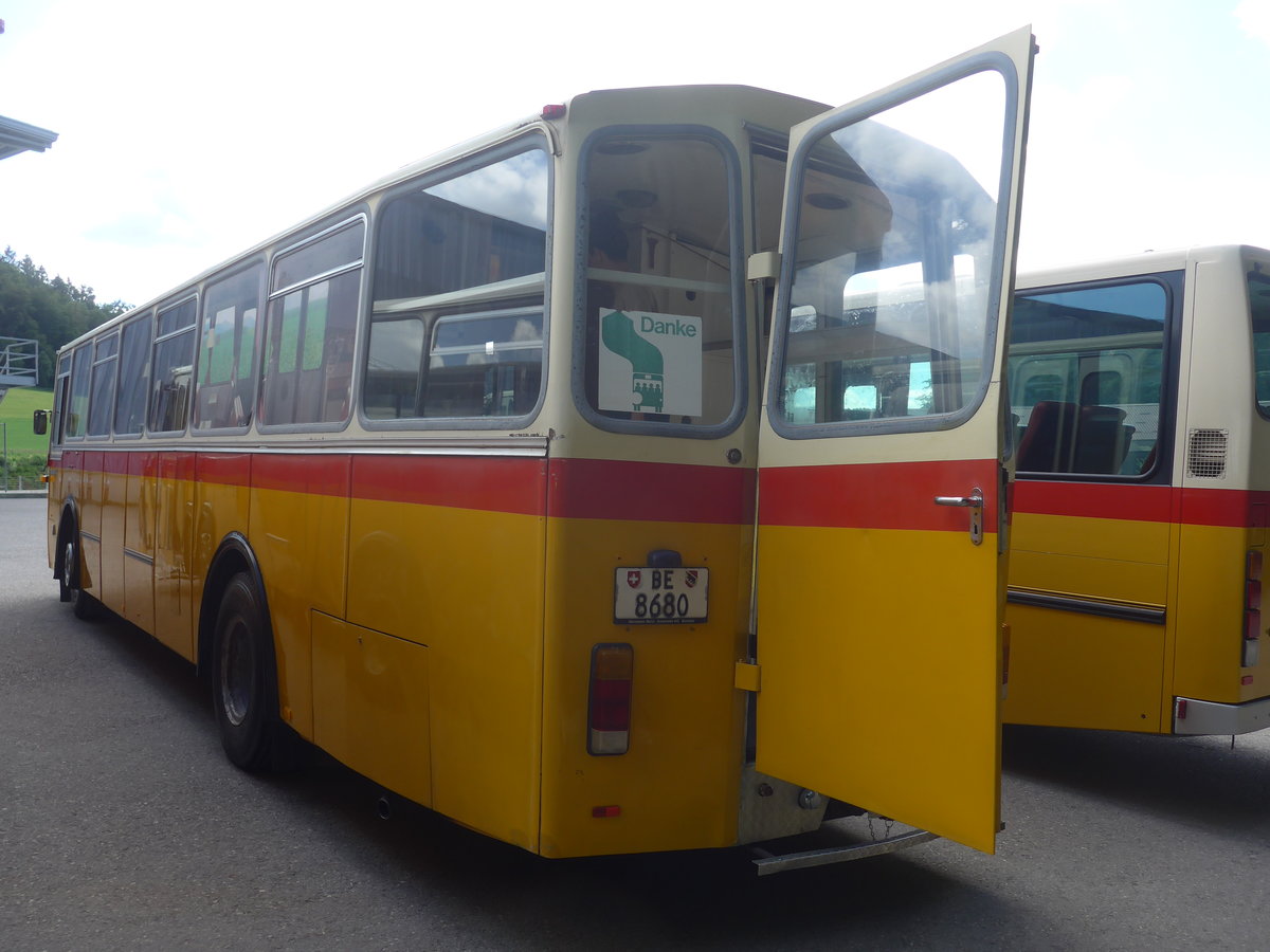 (220'116) - Schweizer, Schliern - BE 8680 - Mercedes/R&J (ex SBE Mettleneggen, Wattenwil; ex Frommelt, FL-Vaduz) am 23. August 2020 in Burgdorf, kihof Ziegelgut