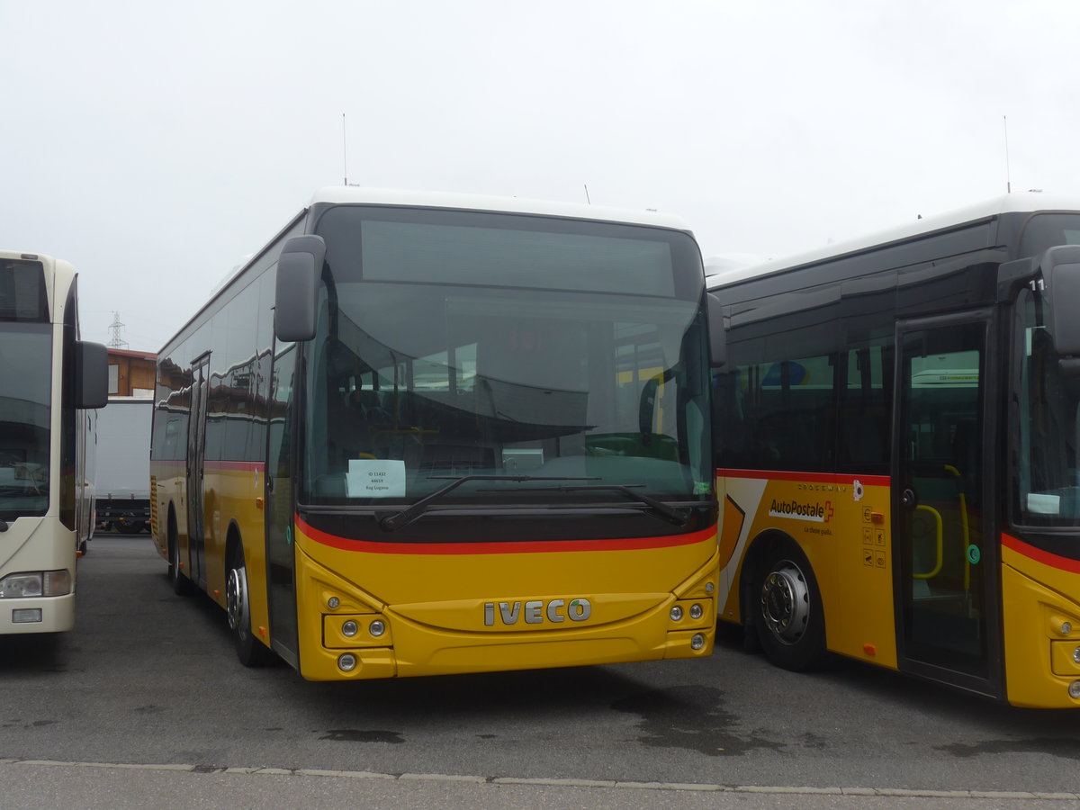 (220'235) - AutoPostale Ticino - PID 11'432 - Iveco am 29. August 2020 in Kerzers, Interbus