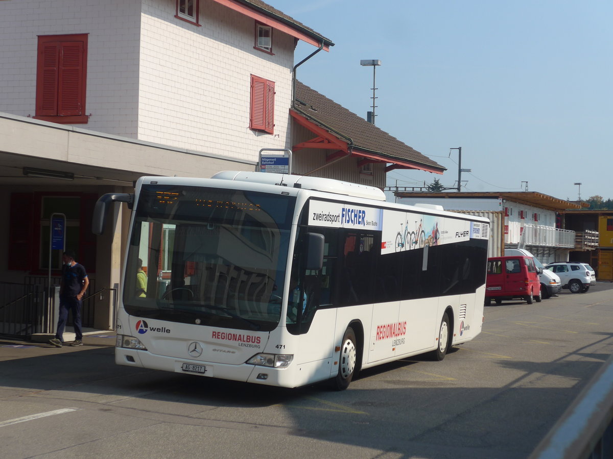 (220'725) - Knecht, Windisch - Nr. 471/AG 8217 - Mercedes am 13. September 2020 beim Bahnhof Mgenwil