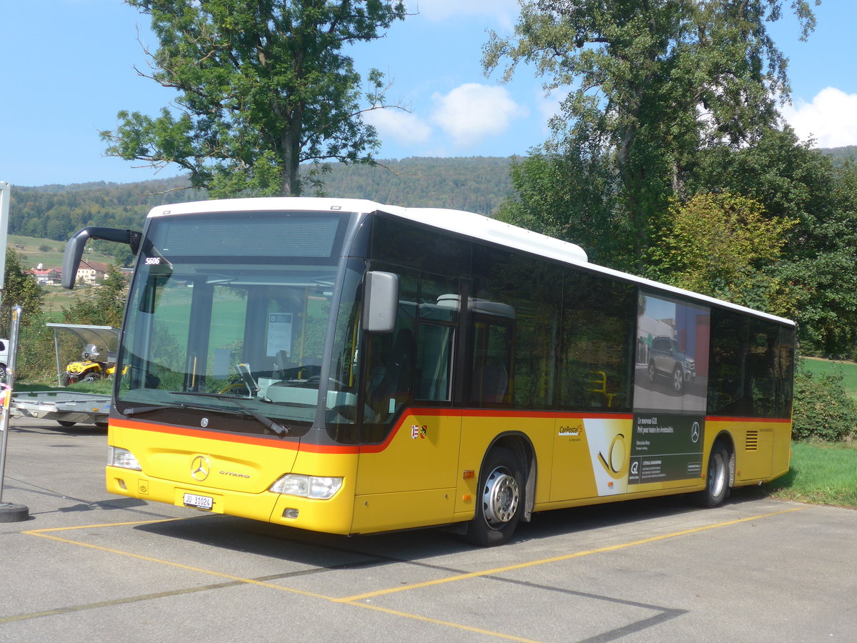 (220'834) - CarPostal Ouest - JU 31'024 - Mercedes (ex Nr. 20) am 20. September 2020 in Develier, Parkplatz