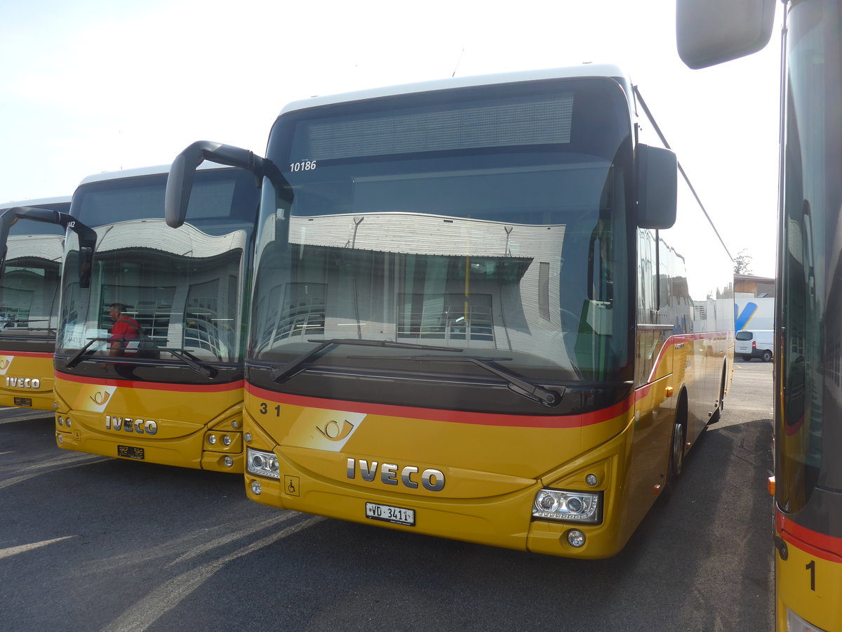 (220'857) - Faucherre, Moudon - Nr. 411/VD 3411 - Iveco am 20. September 2020 in Kerzers, Interbus