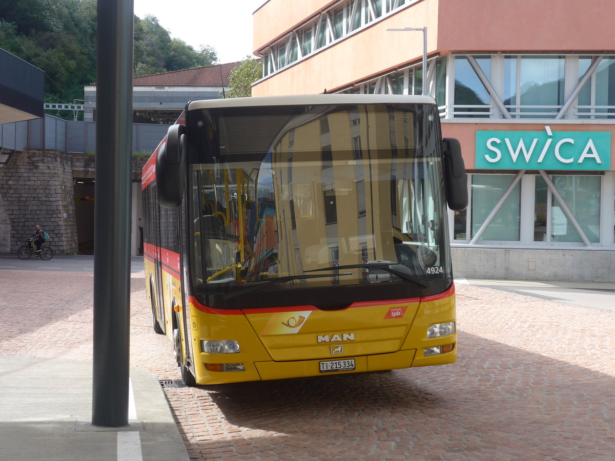 (221'463) - AutoPostale Ticino - TI 215'334 - MAN/Gppel am 26. September 2020 beim Bahnhof Bellinzona