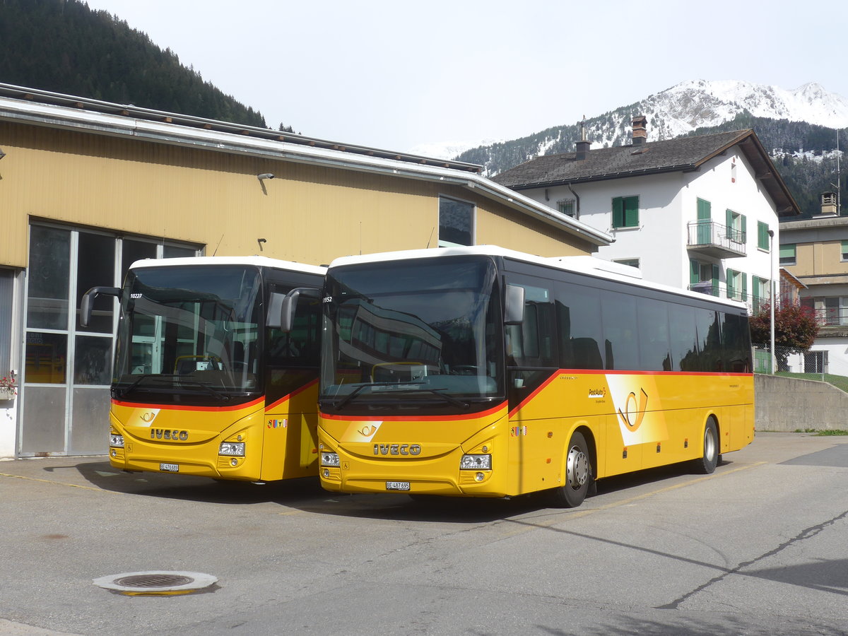 (221'513) - PostAuto Bern - BE 487'695 - Iveco am 26. September 2020 in Airolo, Garage Marchetti