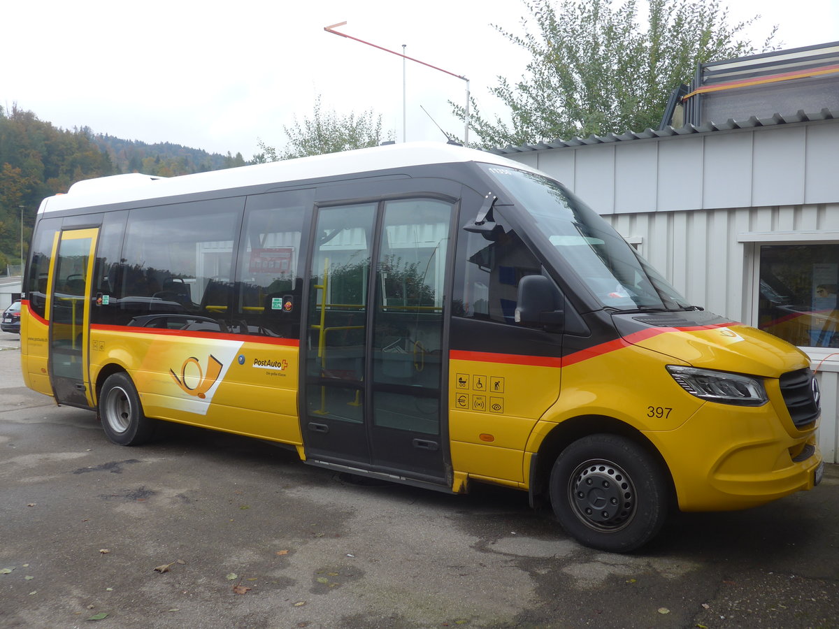 (221'831) - Leutenegger, Bauma - Nr. 397/ZH 117'427 - Mercedes am 12. Oktober 2020 in Bauma, Garage