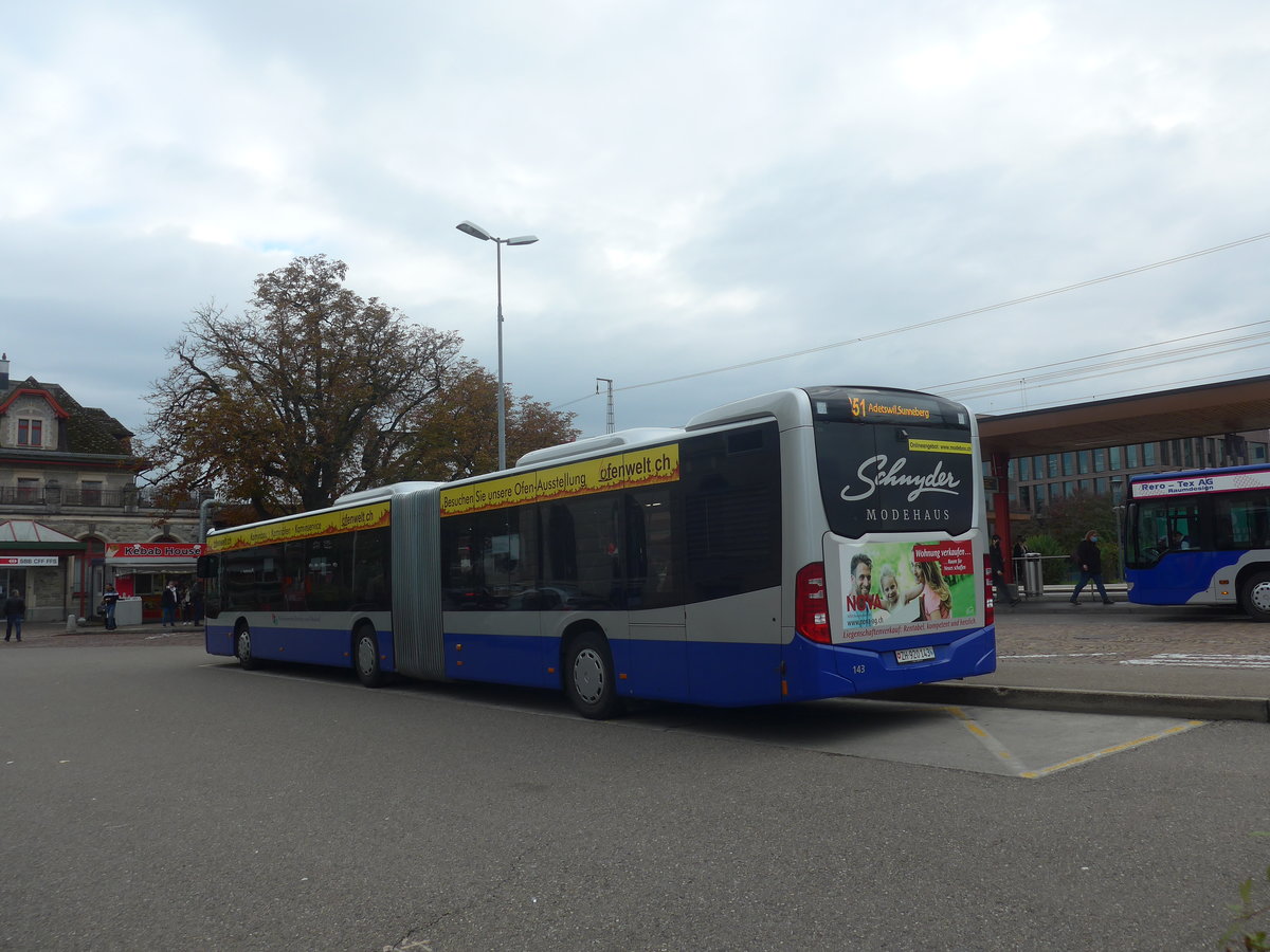 (221'906) - VZO Grningen - Nr. 143/ZH 920'143 - Mercedes am 12. Oktober 2020 beim Bahnhof Wetzikon